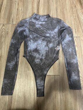 Sheet PrettyLittleThing Tie-Dye Long Sleeve Mock Neck Bodysuit